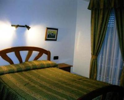 фото отеля Hostal Solana