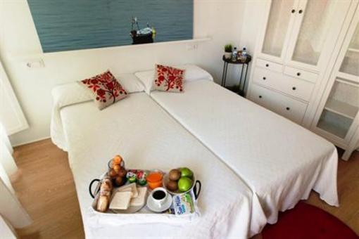 фото отеля Apartamentos Roompedra
