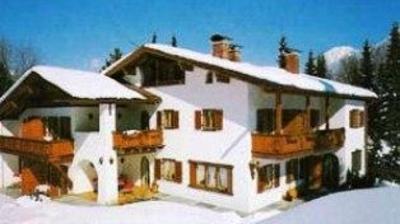 фото отеля Gastehaus Brigitte Garmisch-Partenkirchen