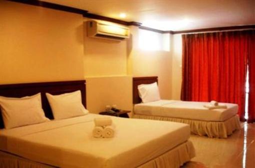 фото отеля Benetti House Hotel Phuket