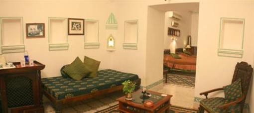 фото отеля Deogarh Khayyam