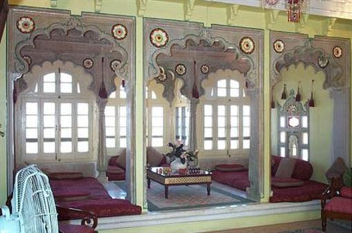 фото отеля Deogarh Khayyam