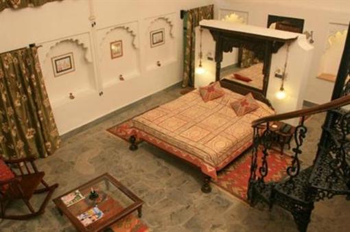 фото отеля Deogarh Khayyam
