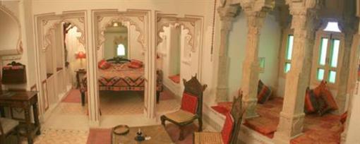 фото отеля Deogarh Khayyam