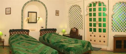 фото отеля Deogarh Khayyam
