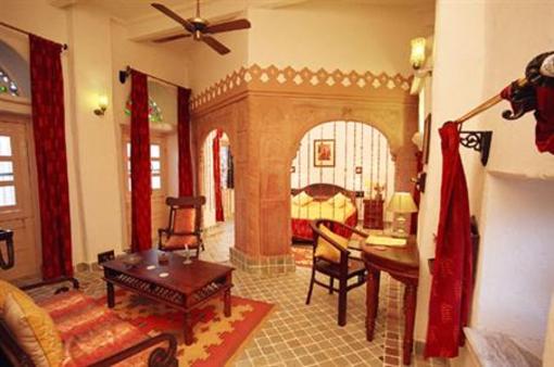 фото отеля Deogarh Khayyam