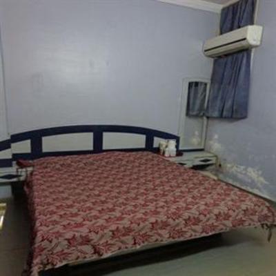фото отеля Hotel Malik Regency
