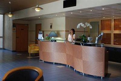 фото отеля Hotel Kyriad Cannes Mandelieu