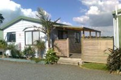 фото отеля Clarks Beach Holiday Park