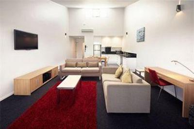 фото отеля Crown on Darby Pty Ltd