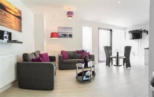 фото отеля Kingfisher Apartments