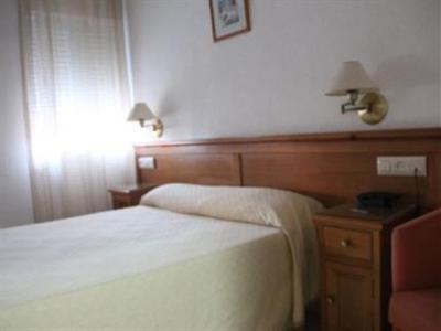 фото отеля Hostal Maribel Almeria