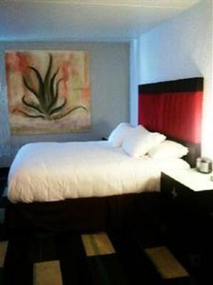 фото отеля The Clarendon Hotel - Phoenix's Urban Retreat