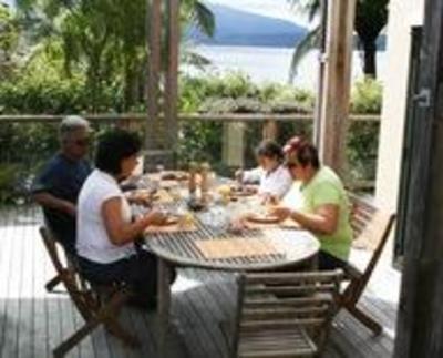 фото отеля Pounamu Lodge