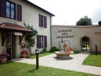 Auberge Des Chanoines Hotel Aigueperse