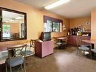 фото отеля Super 8 Motel Saint Regis