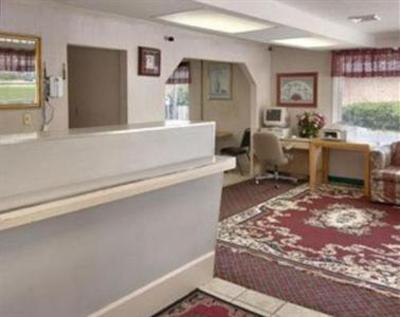 фото отеля Super 8 Spindale/Forest City/Rutherfordton