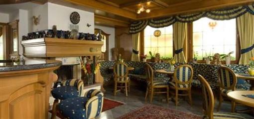 фото отеля Hotel Karin