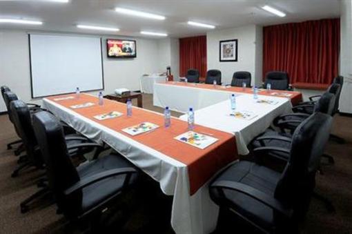 фото отеля Park Inn Saltillo Ramos Arizpe