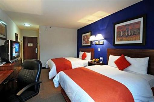 фото отеля Park Inn Saltillo Ramos Arizpe