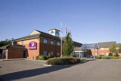 фото отеля Premier Inn Luton South St Albans