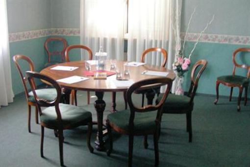 фото отеля Hasta Hotel Asti