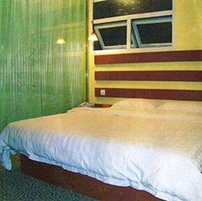 фото отеля Yibin Bandao Chuntian Business Hotel