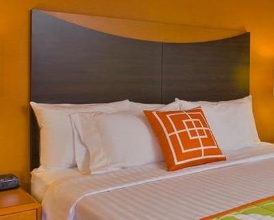 фото отеля Fairfield Inn & Suites Stafford Quantico