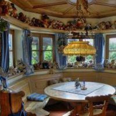 фото отеля Landhotel Larchenhugel Hotel Oberammergau
