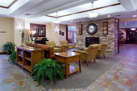 фото отеля Holiday Inn Express Hotel & Suites - Airport East