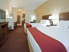 фото отеля Holiday Inn Express Hotel & Suites - Airport East