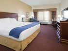 фото отеля Holiday Inn Express Hotel & Suites - Airport East