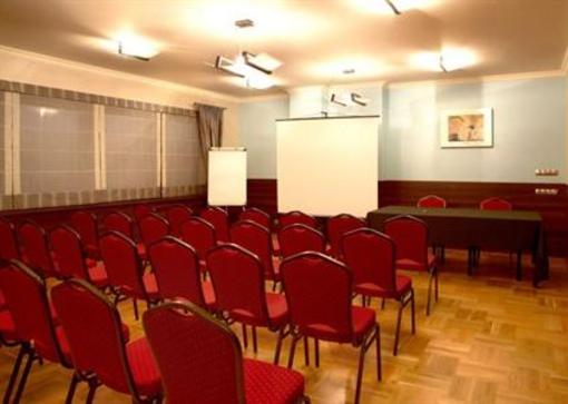 фото отеля Hotel Cristal Park Dabrowa Tarnowska