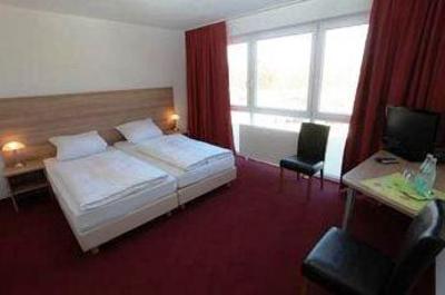 фото отеля Hotel am Interpark