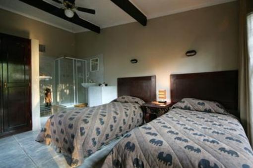 фото отеля Indaba Lodge
