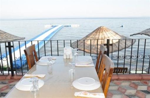 фото отеля Livadi Motel