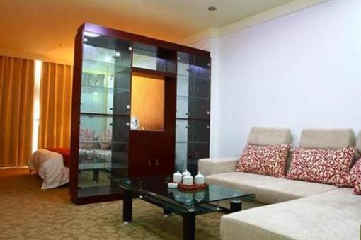 фото отеля Run Yang Hotel