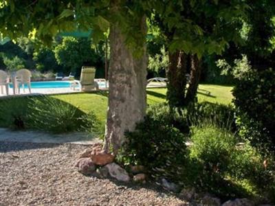 фото отеля Hotel Les Cigales Allauch