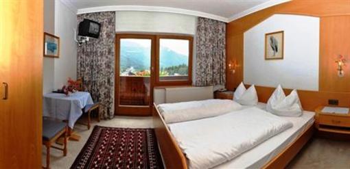фото отеля Hotel Garni Dorothea