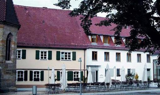фото отеля Gasthof zur Post Neunkirchen am Brand