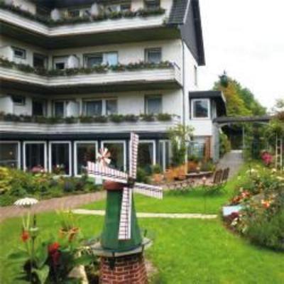 фото отеля Hotel Engelke am Schloss
