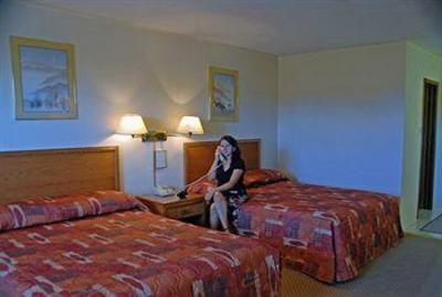 фото отеля Newmarket Inn