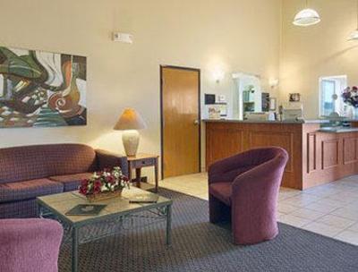 фото отеля Centerstone Inn & Suites