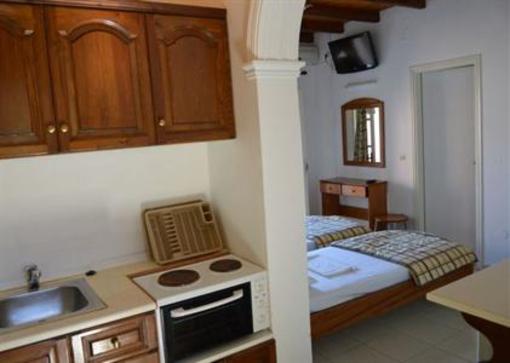 фото отеля Philippos Hotel Kassiopi