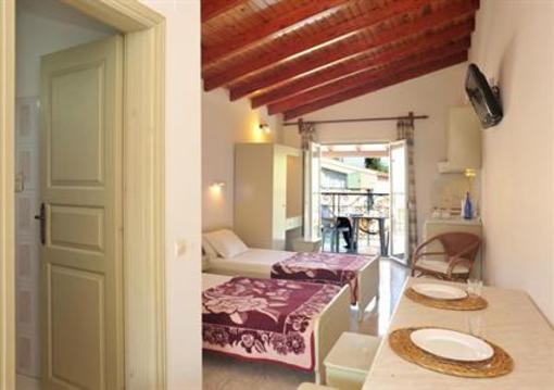 фото отеля Philippos Hotel Kassiopi