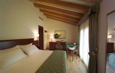 фото отеля Titian Inn Treviso Airport Silea