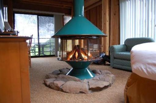 фото отеля Timber Cove Inn Jenner