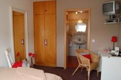 фото отеля Hotel Maarblick Schalkenmehren