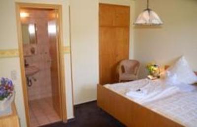 фото отеля Hotel Maarblick Schalkenmehren