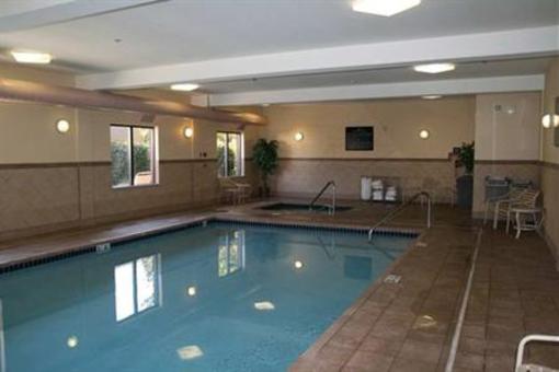 фото отеля Hampton Inn Medford